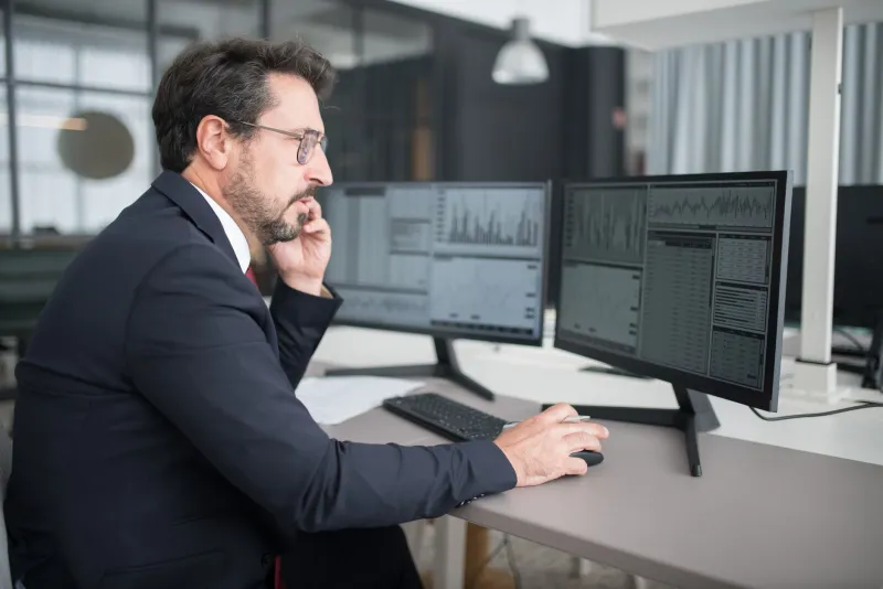 Glitchless and Relentless: What B2B Sales Teams Can Learn From Gaming's Speedrun Obsession